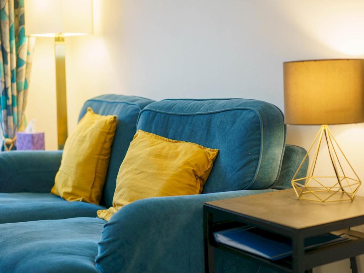 Pass The Keys Modern 2 Bed Flat Overlooking Aberaeron Harbour ภายนอก รูปภาพ